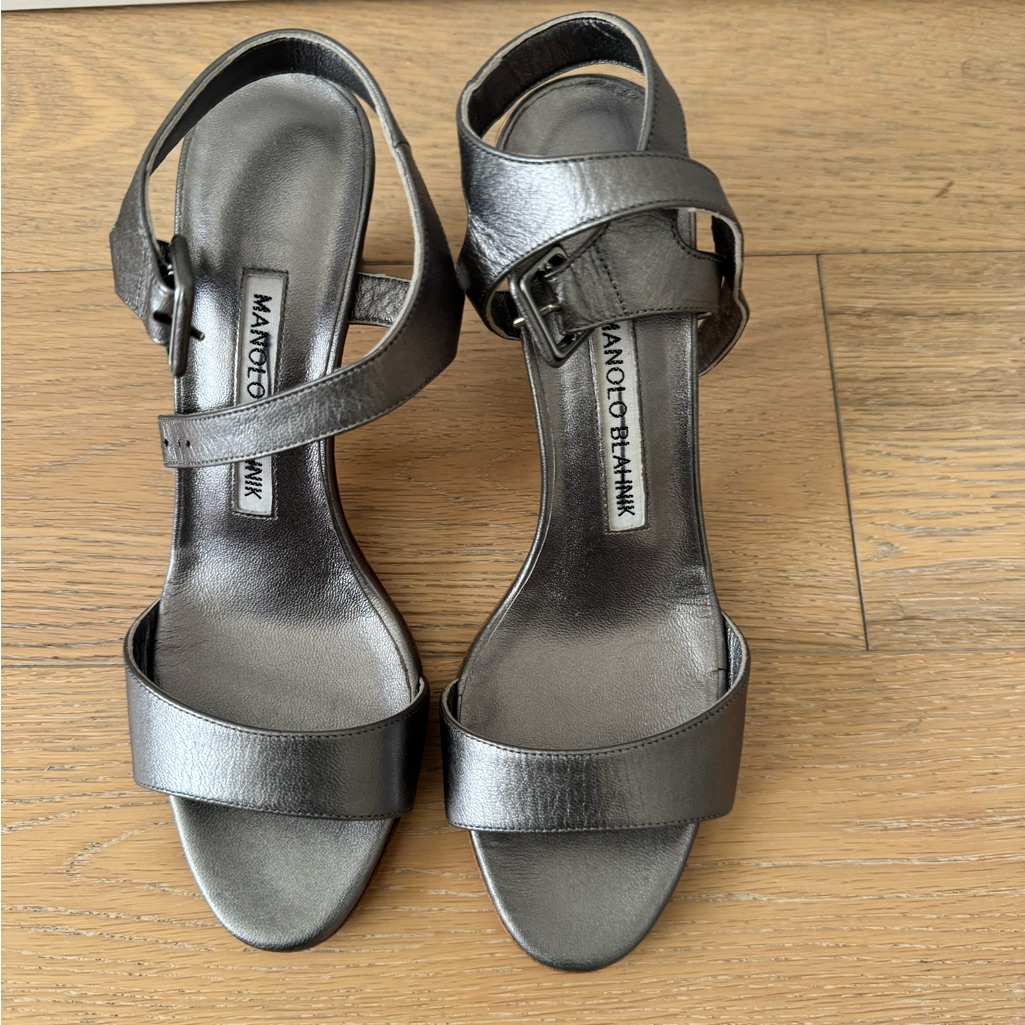 Manolo High Heel 35 Brand New No Box